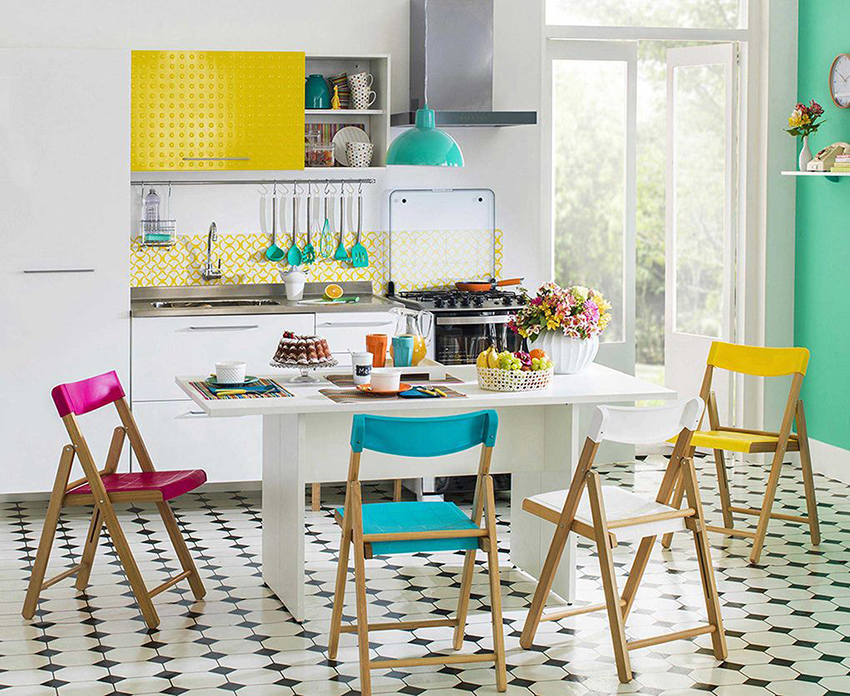 Før arbejde skal du beslutte dig for designet af en sammenklappelig stol Før arbejde skal du beslutte dig for design af en sammenklappelig stol Inden arbejde skal du beslutte dig for design af en sammenklappelig stol