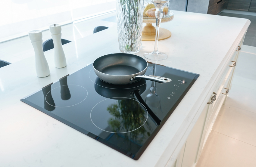 Em placas de indução, o tempo de ativação pode ser ajustado Em placas de indução, o tempo de ativação pode ser ajustado