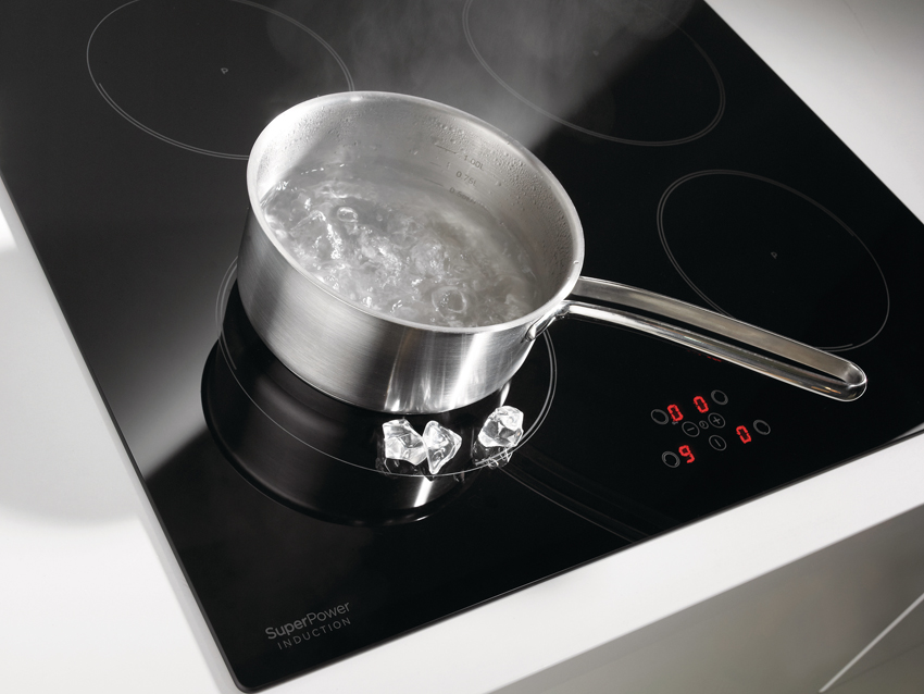 As gamas Gorenje estão equipadas com a opção técnica Super Power, graças à qual pode aumentar o nível de aquecimento em todas as placas ao mesmo tempo As gamas Gorenje estão equipadas com a opção técnica Super Power, graças à qual pode aumentar o nível de aquecimento em todas as placas ao mesmo tempo