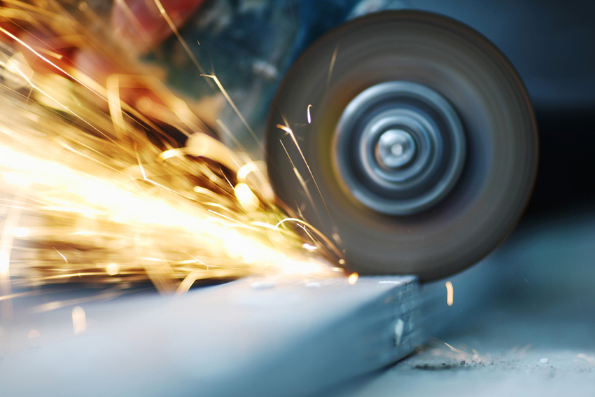 เครื่องบดจำเป็นต้องตัดองค์ประกอบทั้งหมดออกจากท่อโปรไฟล์ซึ่งจะเชื่อมเข้าด้วยกัน