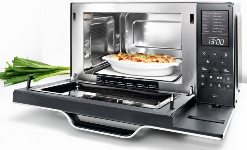 Modelos caros de fornos de micro-ondas têm revestimento interno de aço inoxidável, que é caracterizado por alta resistência Modelos caros de fornos de micro-ondas têm revestimento interno de aço inoxidável, que é caracterizado por alta resistência