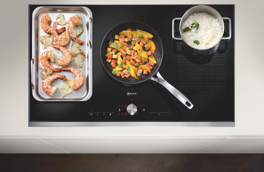 Os queimadores Hi-Light são representados por elementos de aquecimento de fita que são instalados em uma base de amianto Os queimadores Hi-Light são representados por elementos de aquecimento de fita que são instalados em uma base de amianto