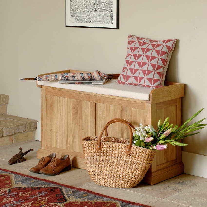 Thiết kế của băng ghế dự bị đóng một vai trò quan trọng trong việc lựa chọn nó Thiết kế của băng ghế dự bị đóng một vai trò quan trọng trong việc lựa chọn nó