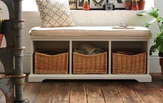 Ghế dài ở hành lang: một yếu tố tiện lợi và đa chức năng trong hành lang