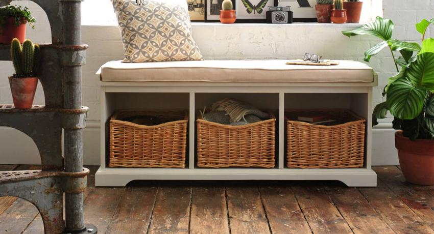 Băng ghế là sự kết hợp thoải mái giữa tính thiết thực, nhỏ gọn và vẻ đẹp Ghế dài ở hành lang: một yếu tố tiện lợi và đa chức năng trong hành lang