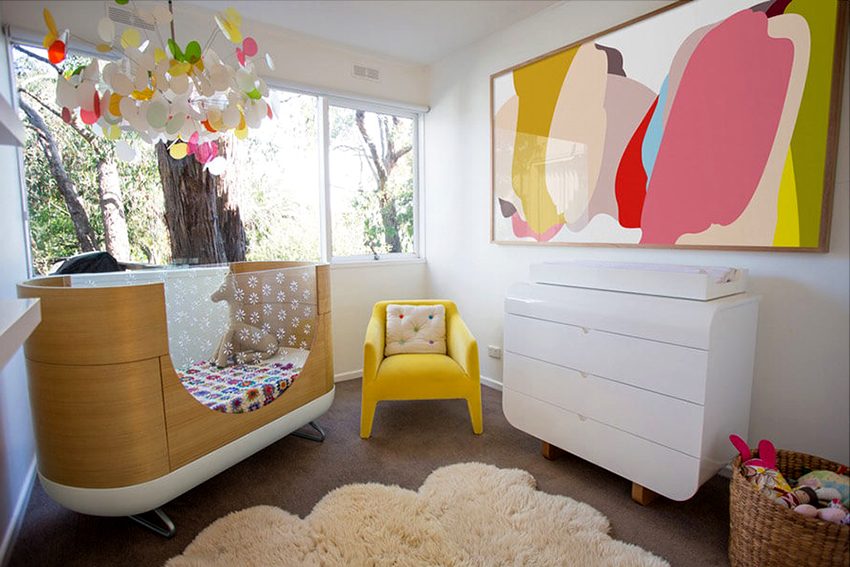 Barnesenge udstyret med køresygefunktion er den bedste mulighed for en nyfødt