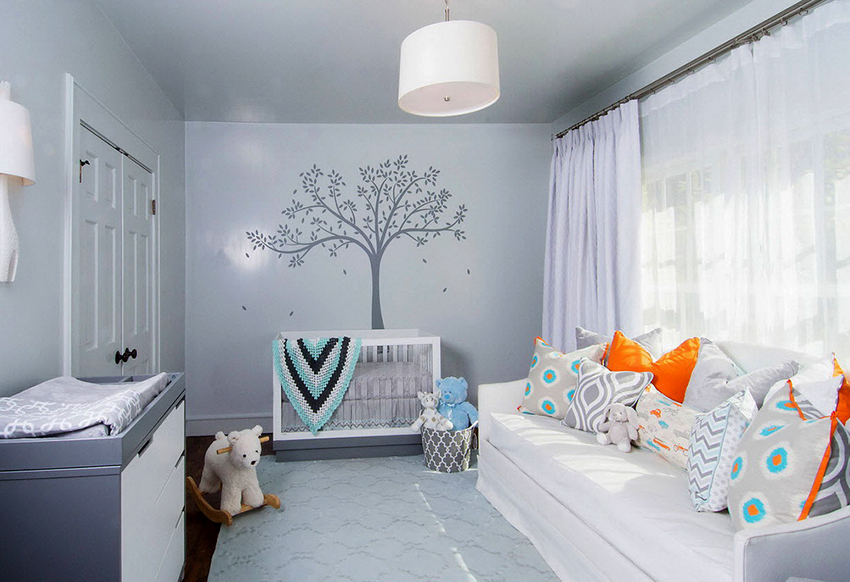 Klassiske barnesenge er små, så de er egnede til babyer op til 6 måneder