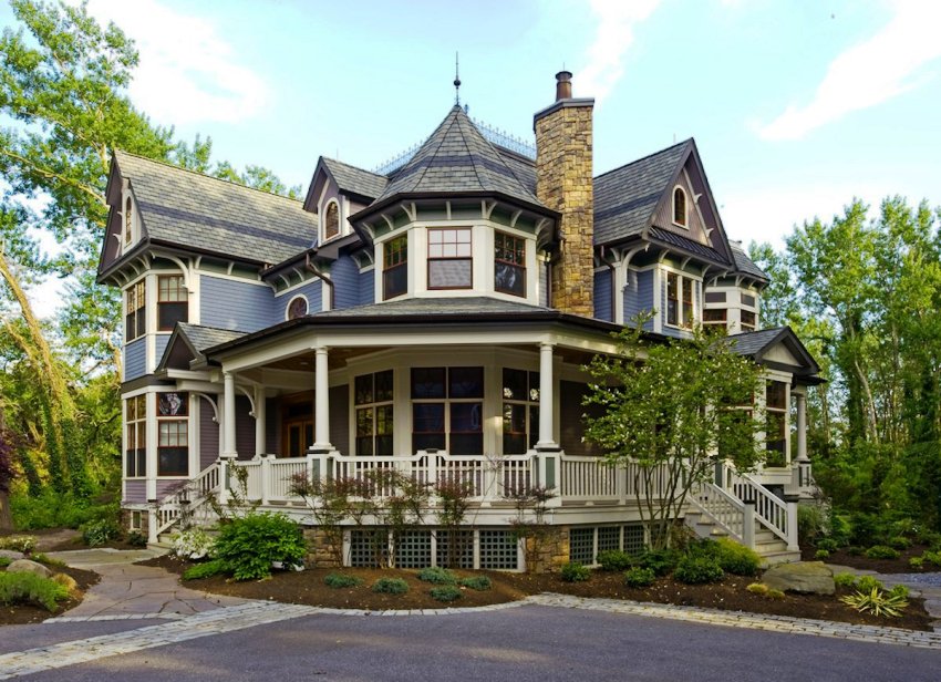 المباني الفيكتورية مثيرة للاهتمام ولكنها غير عادية ومعقدة في تصميمها المباني الفيكتورية مثيرة للاهتمام ولكنها غير عادية ومعقدة في تصميمها