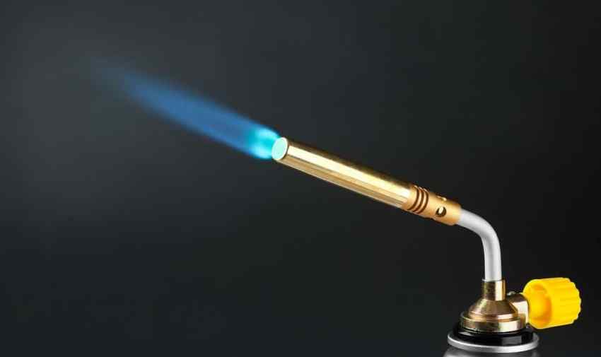 Processen med at lave en gasbrænder med egne hænder er ikke særlig vanskelig. Processen med at lave en gasbrænder med egne hænder er ikke særlig vanskelig.