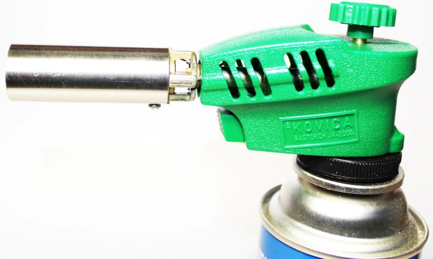 Beholdergasbrændere er udstyret med et fleksibelt eller drejeligt rør og en flammestyringsventil Beholdergasbrændere er udstyret med et fleksibelt eller drejeligt rør og en flammestyringsventil