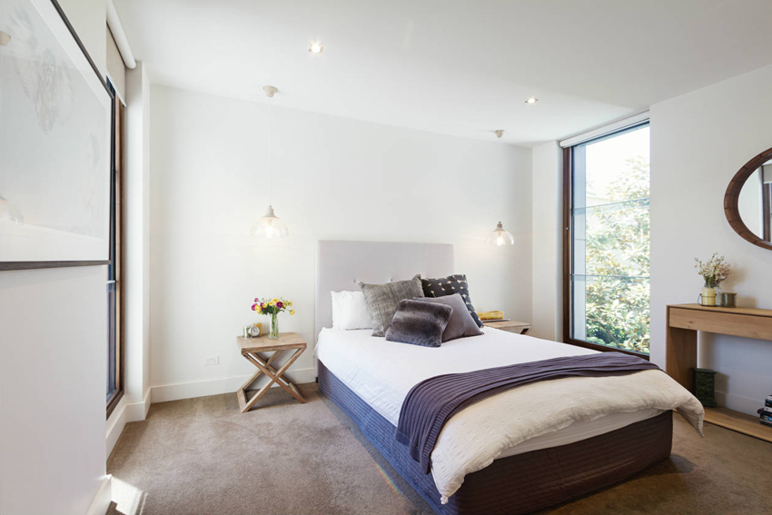 Το κεφαλάρι είναι ορθογώνιο, στρογγυλό, κυρτό και οποιοδήποτε άλλο σχήμα, ή μπορεί να απουσιάζει Το κεφαλάρι είναι ορθογώνιο, στρογγυλό, κυρτό και οποιοδήποτε άλλο σχήμα, ή μπορεί να απουσιάζει