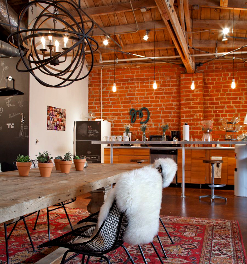 מנורה יוצאת דופן במרכז המטבח תיראה מסוגננת ויעילה מנורה יוצאת דופן במרכז המטבח תיראה מסוגננת ויעילה