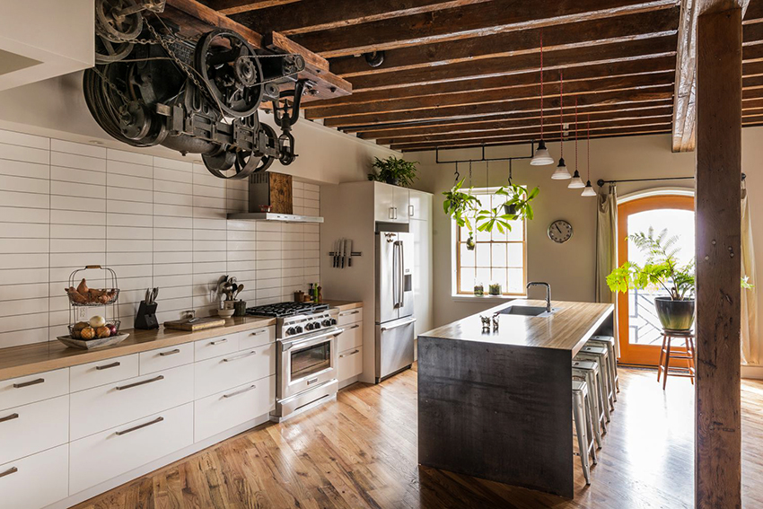 דברים תעשייתיים ישנים הם אידיאליים לעיצוב מטבח בסגנון לופט דברים תעשייתיים ישנים הם אידיאליים לעיצוב מטבח בסגנון לופט