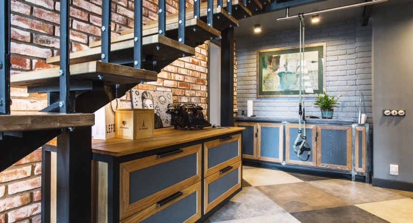 Phong cách áp mái trong nội thất được ưa thích bởi những người sáng tạo, yêu tự do, coi trọng tính thực dụng và sáng tạo. Sảnh vào kiểu gác xép: căn phòng tạo nên ấn tượng đầu tiên về nội thất căn hộ