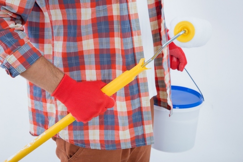 В оценката трябва задължително да се посочат цените за довършителни материали, които включват бои и лакове, тапети, подови настилки В оценката трябва задължително да се посочат цените за довършителни материали, които включват бои и лакове, тапети, подови настилки