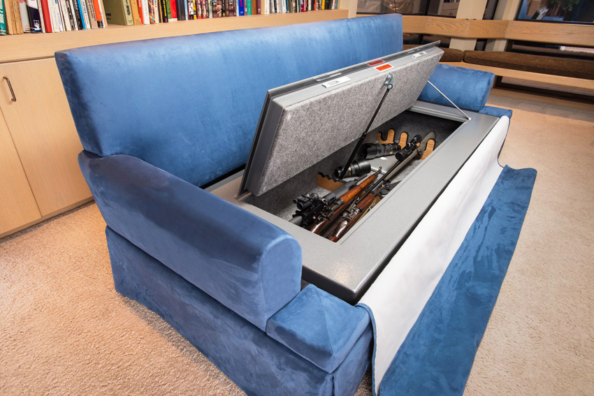 لا يمكن أن تكون خزائن الأسلحة قائمة بذاتها فحسب ، بل يمكن إخفاؤها أيضًا في الأثاث لا يمكن أن تكون خزائن الأسلحة قائمة بذاتها فحسب ، بل يمكن إخفاؤها أيضًا في الأثاث