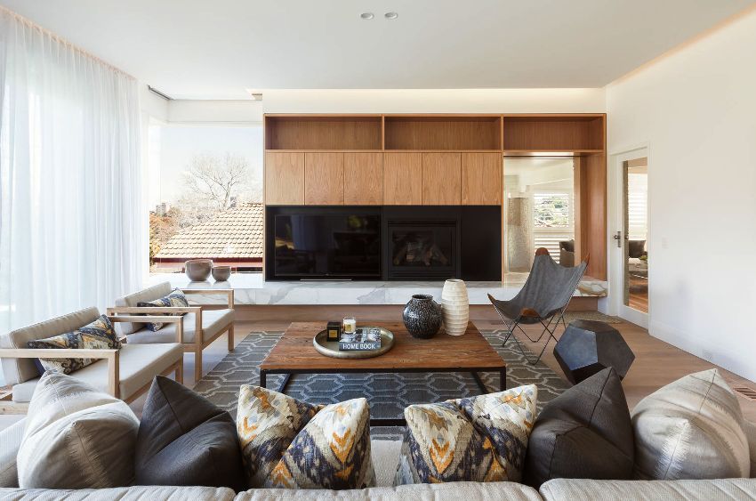 Ang mga interior ng Scandinavian ay maaaring tipunin sa loob ng maraming taon, na unti-unting pinupunan ng mga gamit sa kasangkapan at dekorasyon Ang mga interior ng Scandinavian ay maaaring tipunin sa loob ng maraming taon, na unti-unting pinupunan ng mga gamit sa kasangkapan at dekorasyon