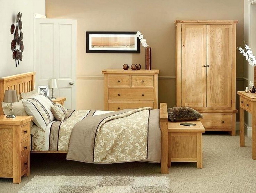 Спален комплект от естествено дърво се счита за най-екологичния вариант. Спален комплект от естествено дърво се счита за най-екологичния вариант.