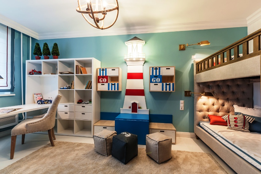 Модерният стелаж за детска стая често е конструктор на отделни секции и допълнения към тях. Модерният стелаж за детска стая често е конструктор на отделни секции и допълнения към тях.