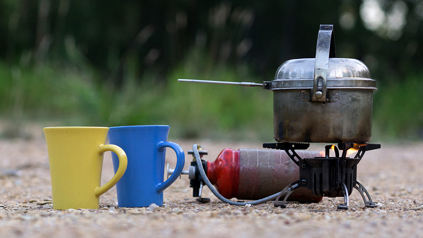 Gastouristenbrenner sind im integrierten Einzylinder und mit Schlauch erhältlich Gastouristenbrenner sind im integrierten Einzylinder und mit Schlauch erhältlich