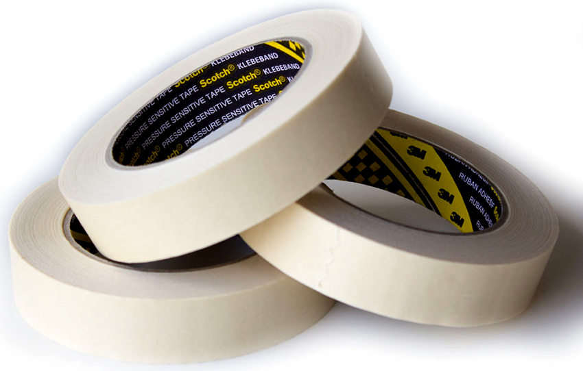 Under installationen af dørlåsen skal du bruge maskeringstape Under installationen af dørlåsen skal du bruge maskeringstape