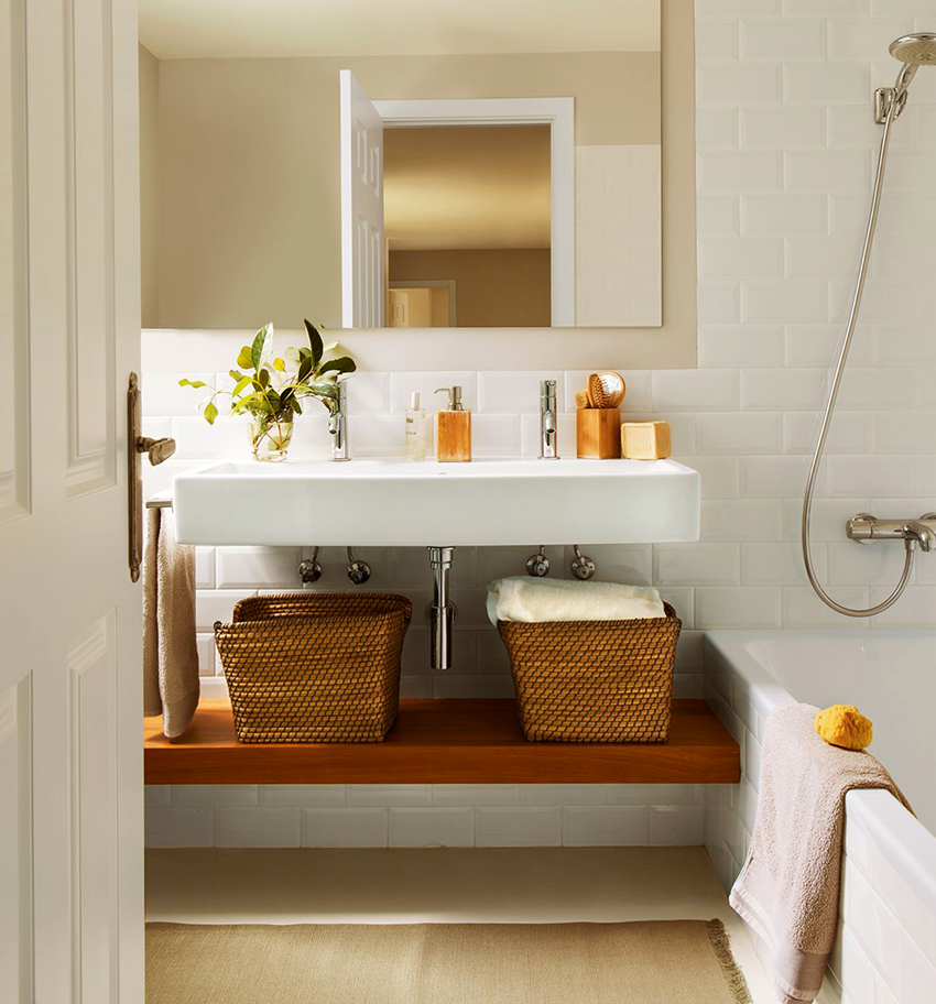 U kupaonici možete postaviti otvorene police ili staviti pletene košare za odlaganje stvari U kupaonici možete postaviti otvorene police ili staviti pletene košare za odlaganje stvari