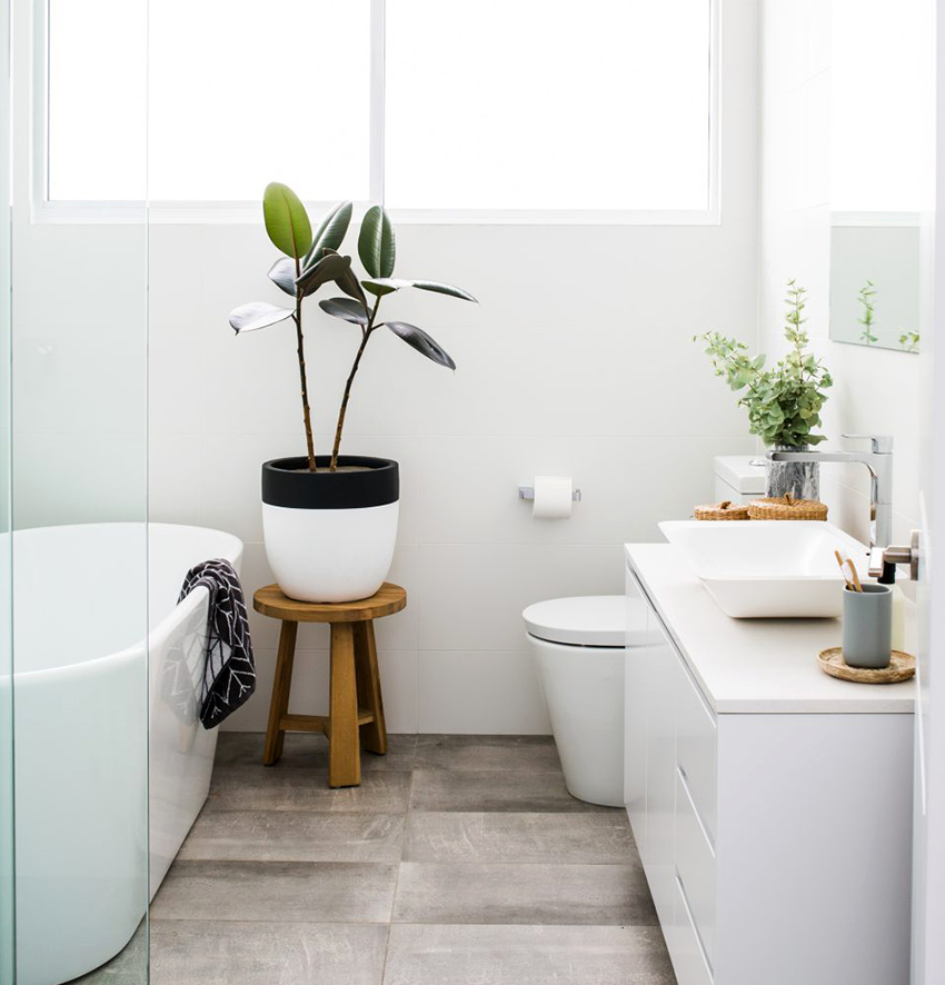 Zelene biljke u saksiji najbolji su dekor za skandinavsku kupaonicu Zelene biljke u saksiji najbolji su dekor za skandinavsku kupaonicu