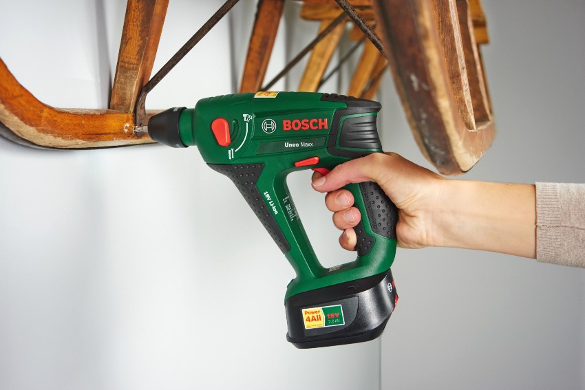 Ennen kuin aloitat henkarin tekemisen itse, sinun on hankittava joukko tarvittavia työkaluja Ennen kuin aloitat henkarin tekemisen itse, sinun on hankittava joukko tarvittavia työkaluja