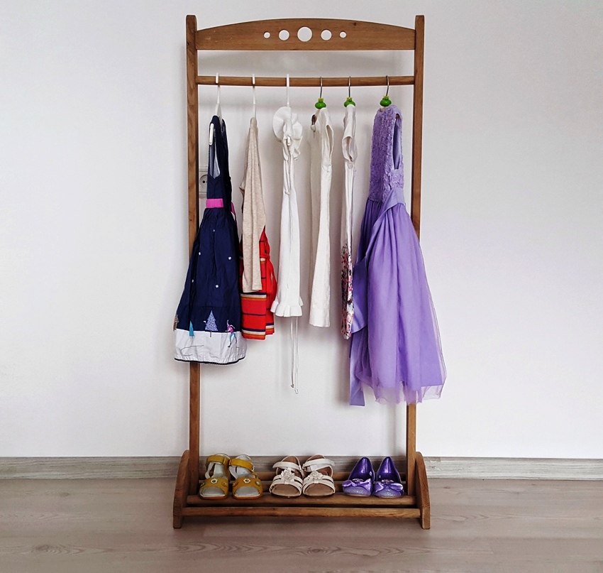 A barkácsburkolatú, fából készült fogasokat könnyű saját kezűleg megépíteni A barkácsburkolatú, fából készült fogasokat könnyű saját kezűleg megépíteni