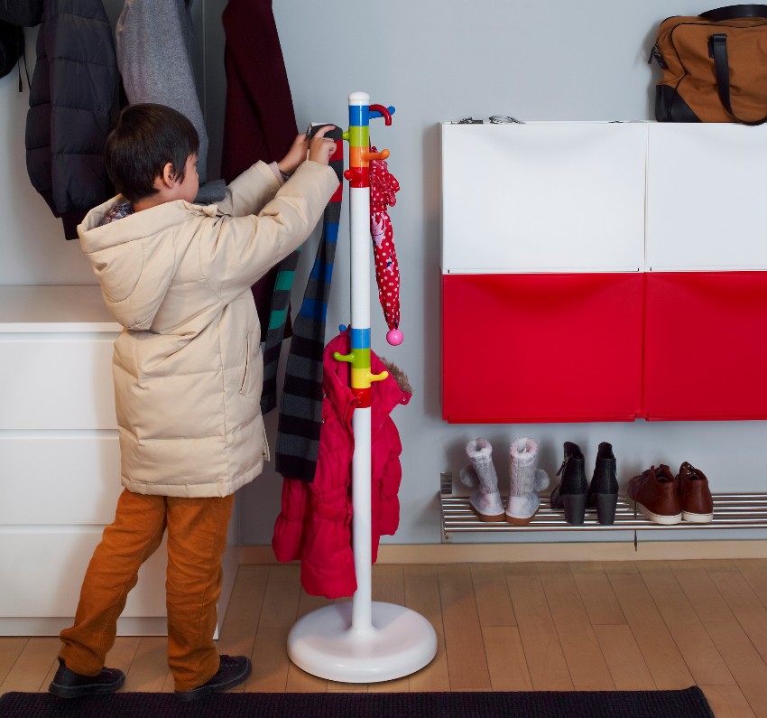 Egy bizonyos kialakítású padlófogas tökéletesen illeszkedik a szoba szinte minden belsejébe Egy bizonyos kialakítású padlófogas tökéletesen illeszkedik a szoba szinte minden belsejébe