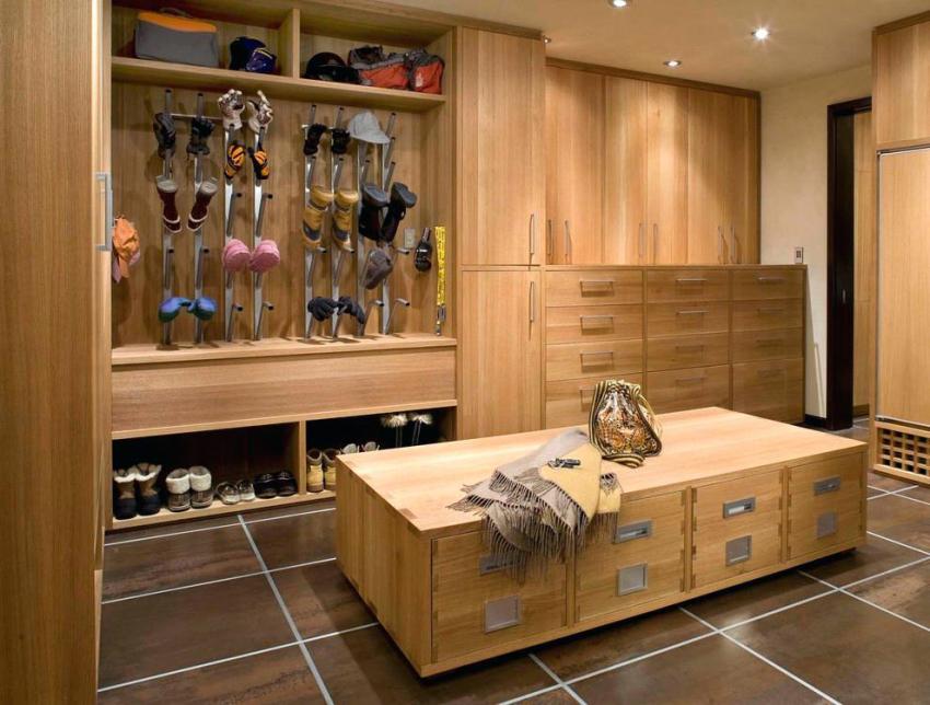 Ang pangunahing bagay ay ang pumili ng tamang kasangkapan sa bahay upang ito ay magamit bilang posible hangga't maaari Ang pangunahing bagay ay ang pumili ng tamang kasangkapan sa bahay upang ito ay magamit bilang posible hangga't maaari