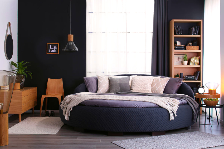 Khi chọn một chiếc giường đôi tròn, cần phải tính đến cả kích thước của căn phòng và thiết kế của nó. Khi chọn một chiếc giường đôi tròn, cần phải tính đến cả kích thước của căn phòng và thiết kế của nó.