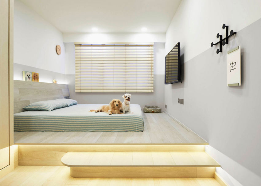 Việc lựa chọn chiều cao giường bị ảnh hưởng bởi chiều cao của người sẽ ngủ trên đó và nhu cầu về không gian đầu giường. Việc lựa chọn chiều cao giường bị ảnh hưởng bởi chiều cao của người sẽ ngủ trên đó và nhu cầu về không gian đầu giường.