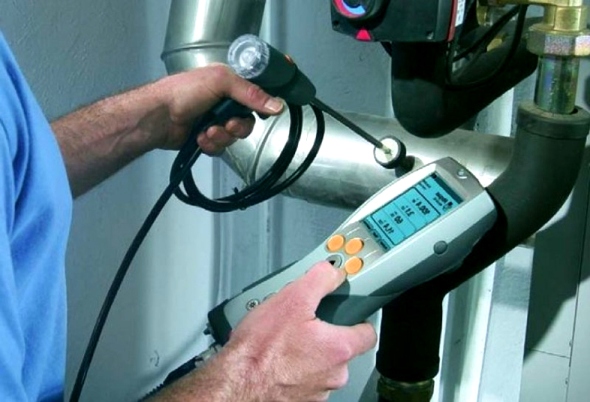 Eine instabile Flamme in einem Gasbrenner ist ein Hinweis darauf, dass ein Spezialist hinzugezogen werden muss. Eine instabile Flamme in einem Gasbrenner ist ein Hinweis darauf, dass ein Spezialist hinzugezogen werden muss.