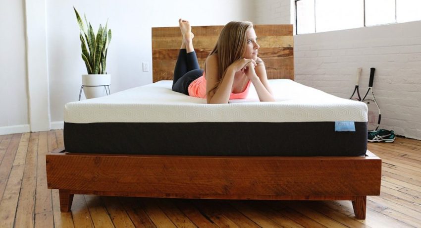 Nowoczesne materace dzielimy na sprężynowe i bez sprężynowe Który materac jest lepszy: materac sprężynowy czy sprężynowy, jak nie dokonać złego wyboru