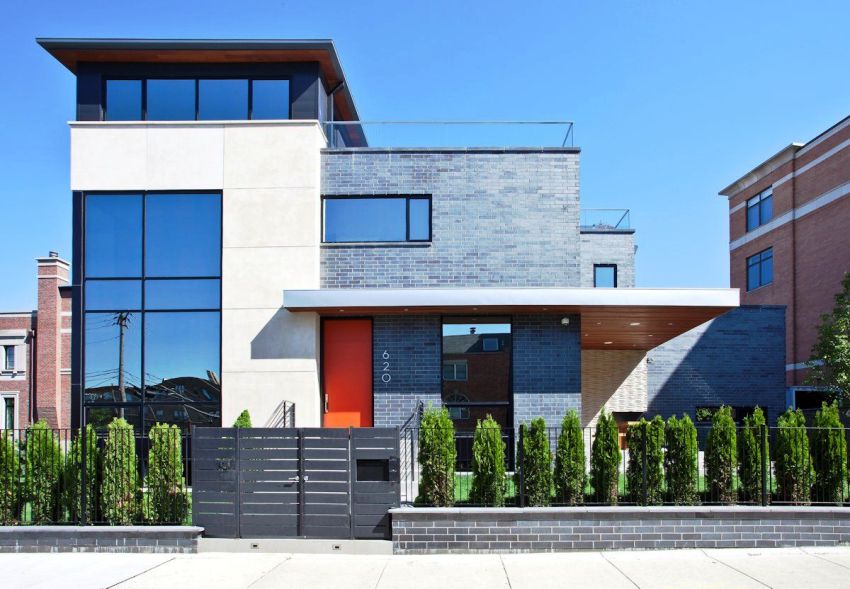 Покривът в къщите в стил Ар нуво най-често има сложна структура на много нива. Покривът в къщите в стил Ар нуво най-често има сложна структура на много нива.