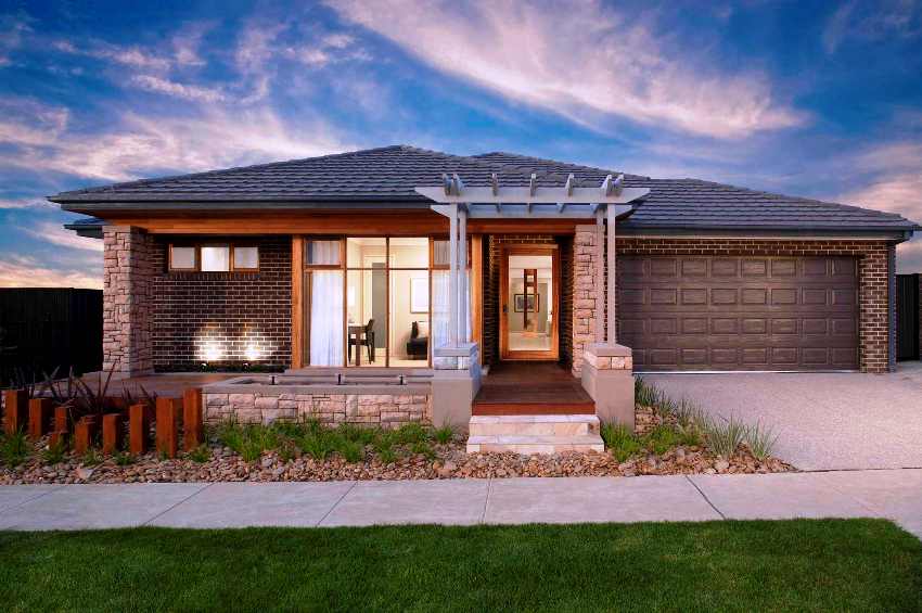 Важно предимство на закрития гараж е, че той може да бъде достъпен от вкъщи. Важно предимство на закрития гараж е, че той може да бъде достъпен от вкъщи.