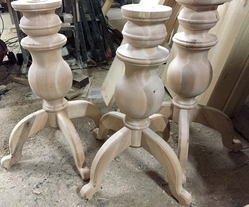 Τα κάγκελα για την κονσόλα μπορούν να κατασκευαστούν ανεξάρτητα ή μπορείτε να αγοράσετε έτοιμα Τα κάγκελα για την κονσόλα μπορούν να κατασκευαστούν ανεξάρτητα ή μπορείτε να αγοράσετε έτοιμα