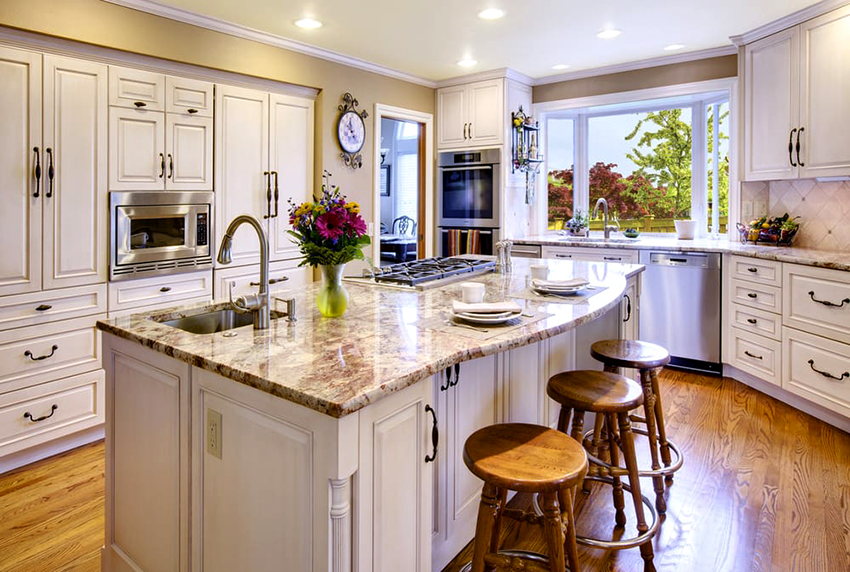 สีคลาสสิกสำหรับห้องครัวสไตล์คันทรีคือสีขาวและเฉดสี สีคลาสสิกสำหรับห้องครัวสไตล์คันทรีคือสีขาวและเฉดสี