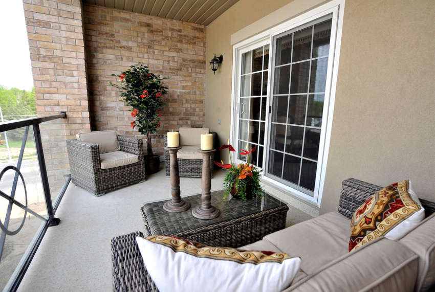 Основното предимство на декоративната мазилка е лекотата на нанасяне върху стените. Основното предимство на декоративната мазилка е лекотата на нанасяне върху стените.