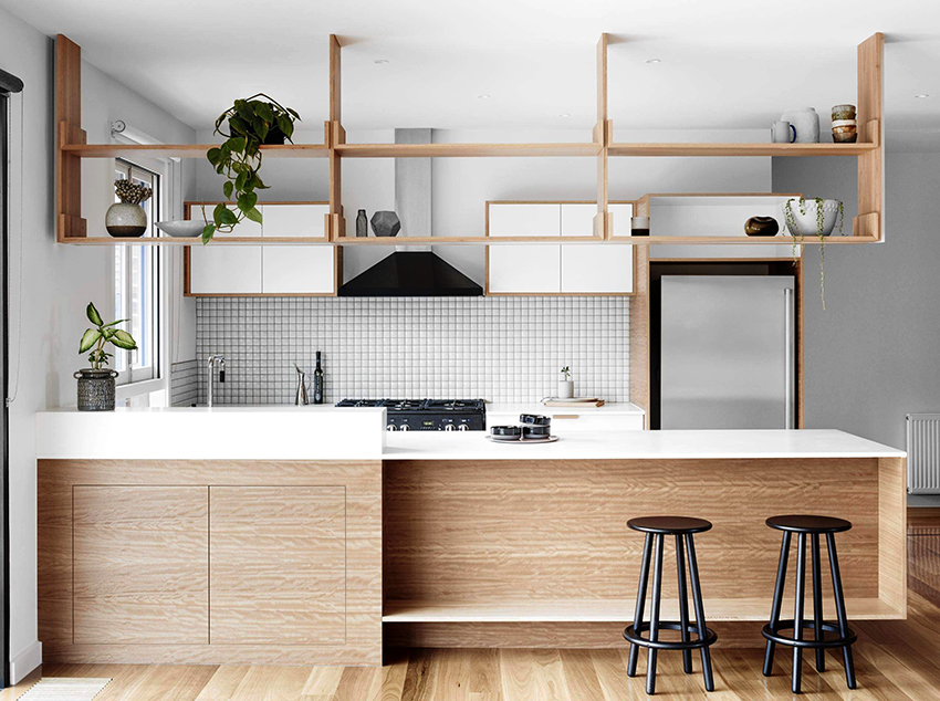 Отворените рафтове от ПДЧ или ПДЧ изглеждат чудесно във вътрешността на кухнята Отворените рафтове от ПДЧ или ПДЧ изглеждат чудесно във вътрешността на кухнята