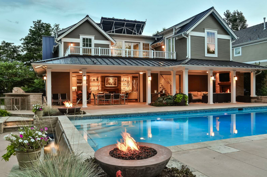 Dimensjonene på hyttene varierer fra 100 til 500 kvadratmeter Dimensjonene på hyttene varierer fra 100 til 500 kvadratmeter