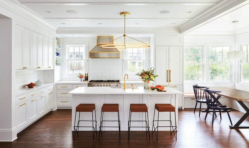 A principal e mais óbvia desvantagem de uma cozinha branca é sua impraticabilidade. A principal e mais óbvia desvantagem de uma cozinha branca é sua impraticabilidade.