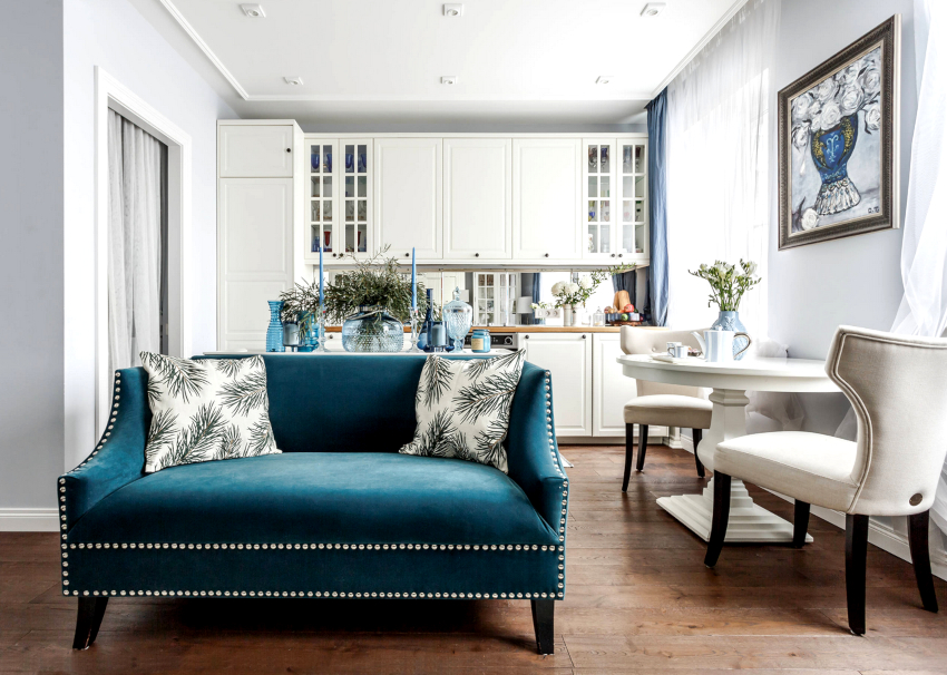 Ravne kuhinjske sofe treba postaviti tako da vizualno ne preopterete prostor sobe. Ravne kuhinjske sofe treba postaviti tako da vizualno ne preopterete prostor sobe.