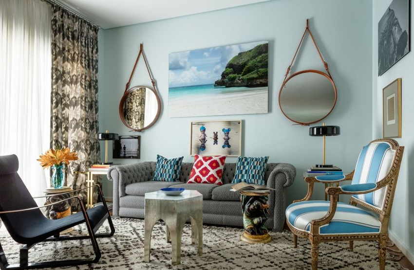 הסלון בחרושצ'וב הוא חדר קטן, לכן לא כדאי להרים רהיטים גדולים הסלון בחרושצ'וב הוא חדר קטן, לכן לא כדאי להרים רהיטים גדולים