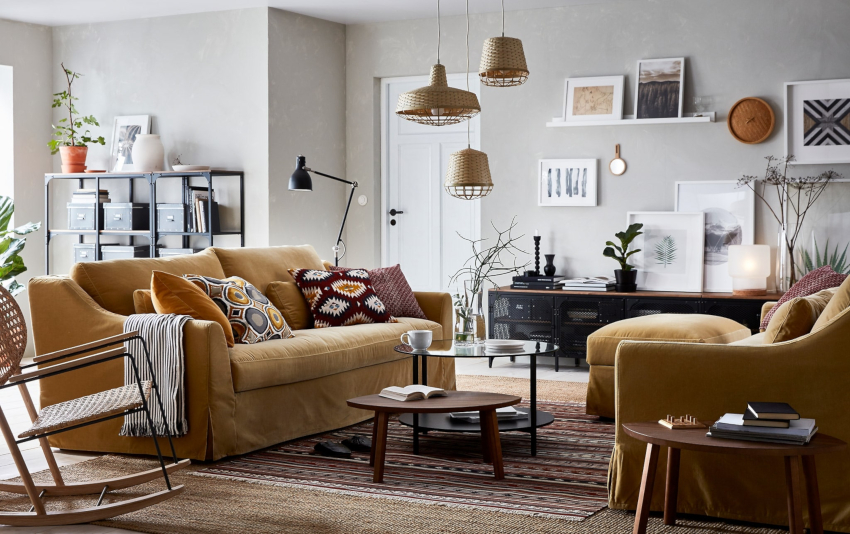 ניתן להציב מדפים פתוחים גבוהים או מדפי ספרי זכוכית לאורך הקירות או בפינות החדר ניתן להציב מדפים פתוחים גבוהים או מדפי ספרי זכוכית לאורך הקירות או בפינות החדר