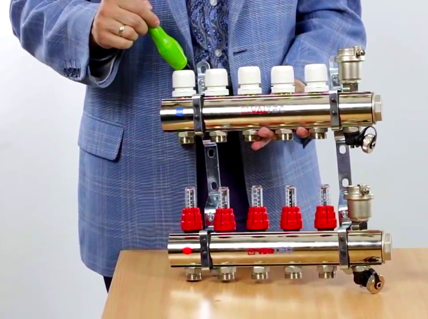 The device can be made in any modification, which allows it to adapt to a variety of heating systems The device can be made in any modification, which allows it to adapt to a variety of heating systems