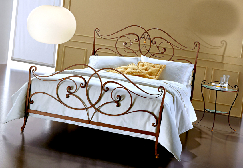 Tầm quan trọng của đầu giường được xác định bởi hai đặc điểm: tính thẩm mỹ và chức năng.