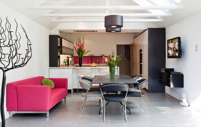 Kjøkkenhjørner med soveplasser er laget i forskjellige stiler og farger, og det er derfor enkelt å velge en modell for ethvert interiør Kjøkkenhjørner med soveplasser er laget i forskjellige stiler og farger, og det er derfor enkelt å velge en modell for ethvert interiør