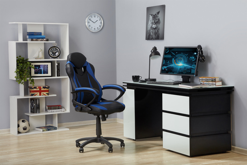 De billigste alternativene for ortopediske møbler er utstyrt med en piastermekanisme, som bare gir elementær stolhøydejustering De billigste alternativene for ortopediske møbler er utstyrt med en piastermekanisme, som bare gir elementær stolhøydejustering